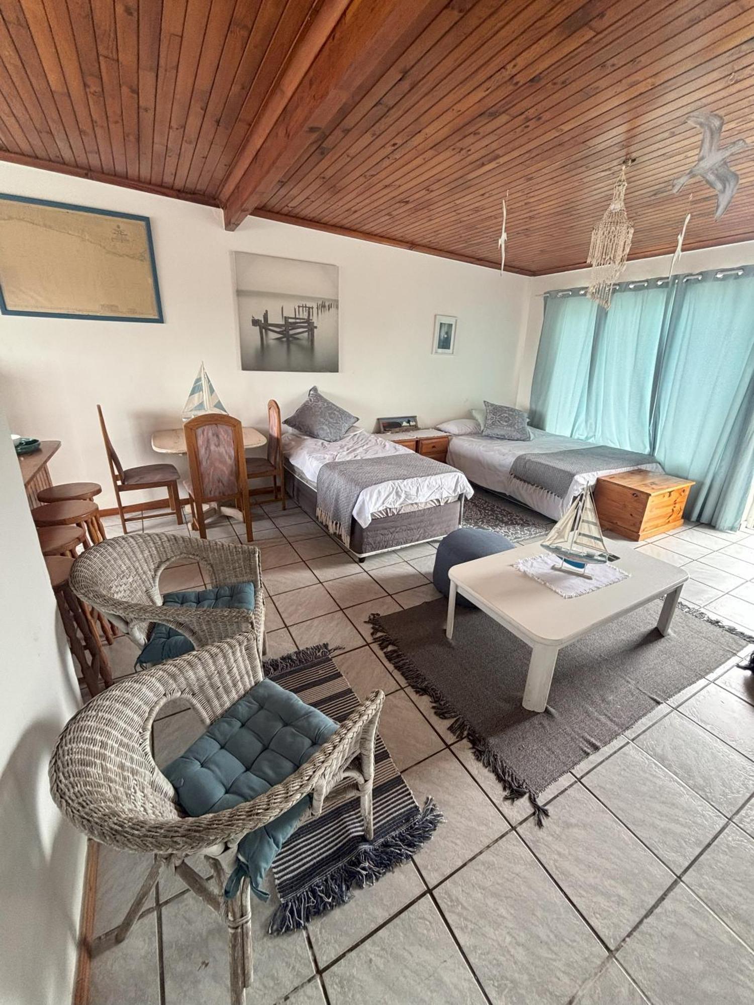 Seal Point Apartments Кейп-Сент-Фрэнсис Экстерьер фото